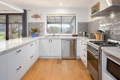 Port Albert Waterview Retreat