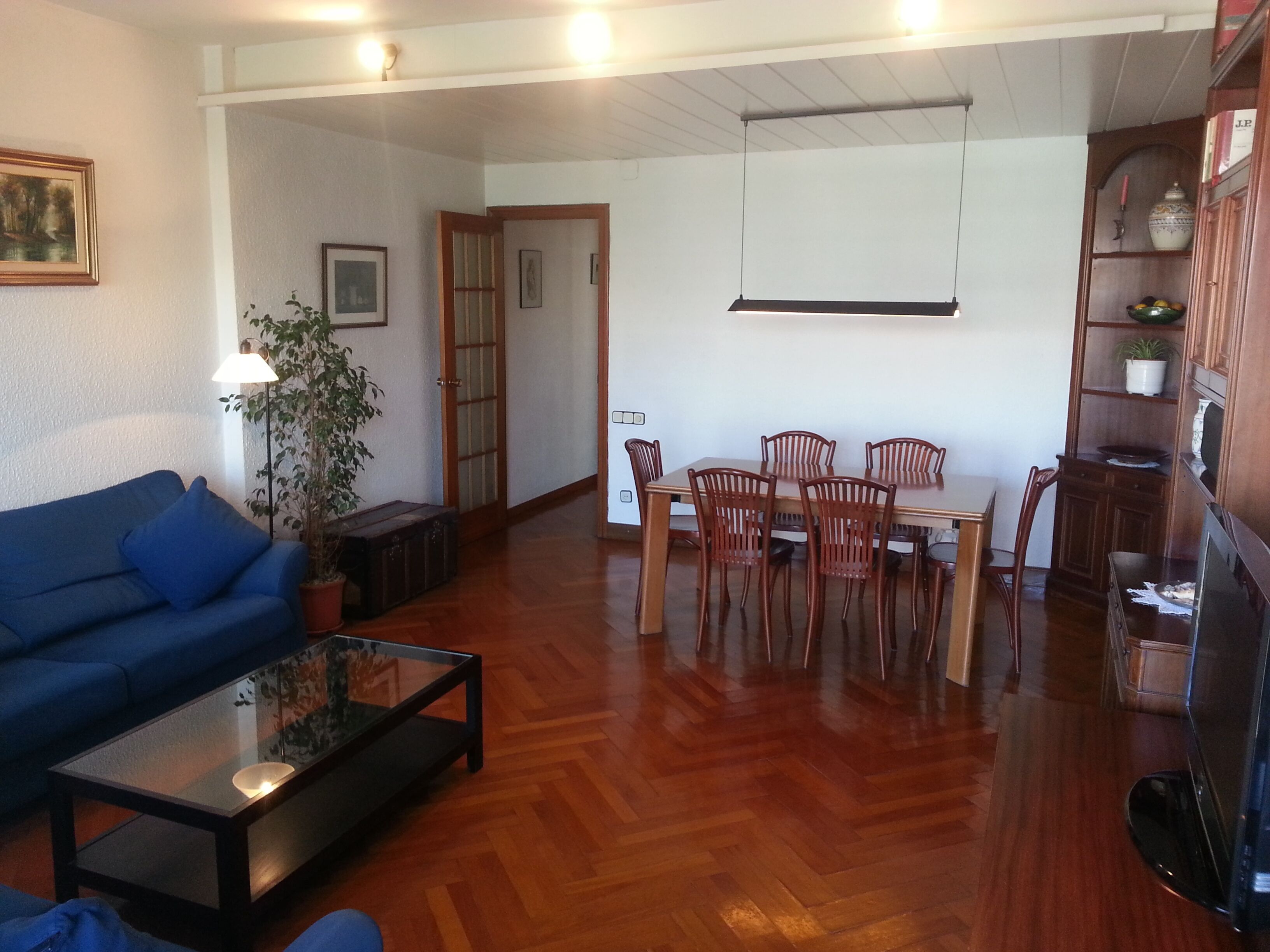 Sunny apartment with parking