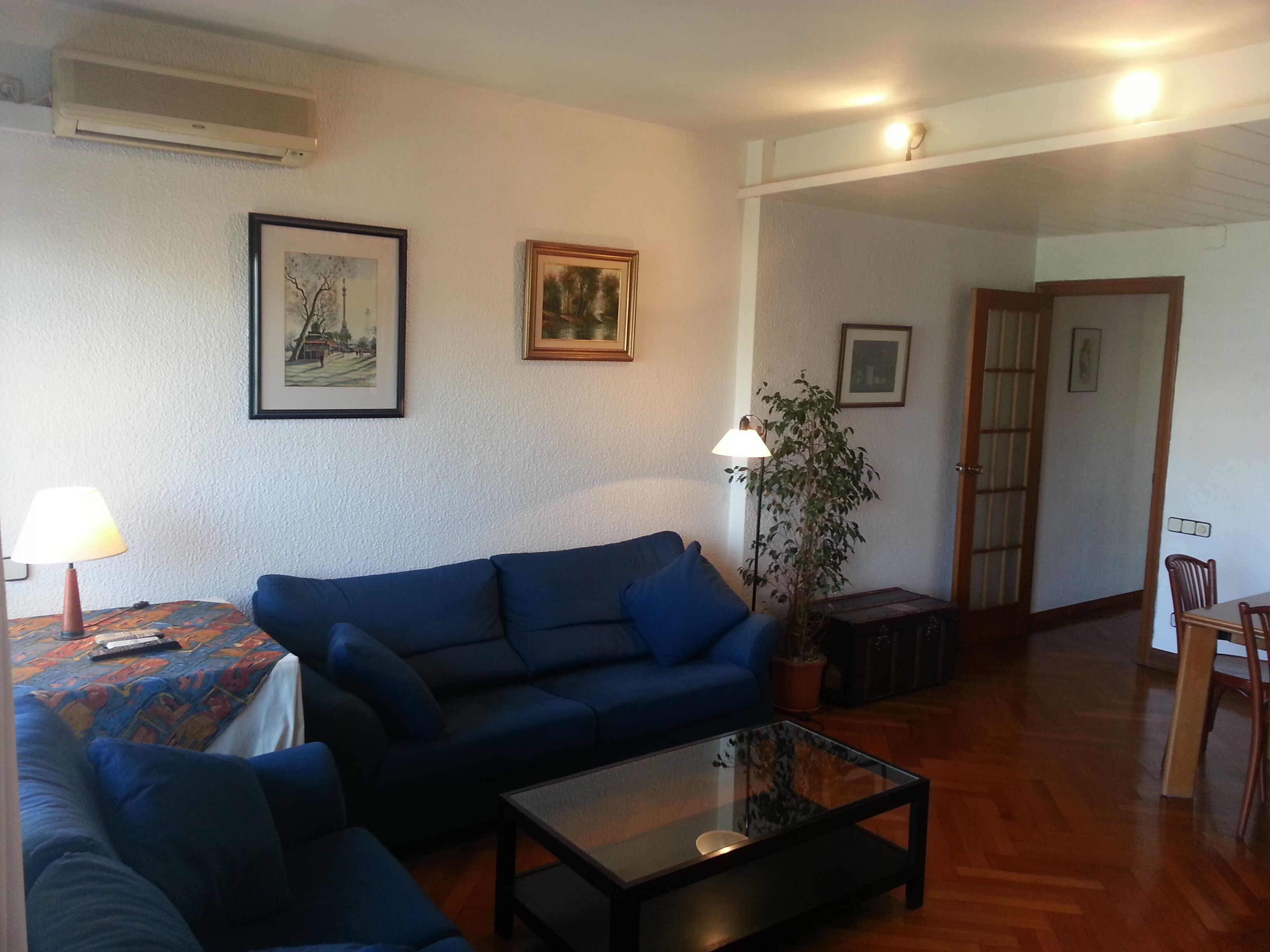 Sunny apartment with parking