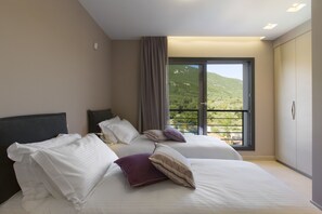 2 makuuhuonetta, tallelokero huoneessa, silitysrauta/-lauta, Wi-Fi