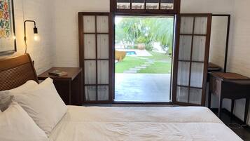 4 makuuhuonetta, silitysrauta/-lauta, Wi-Fi, vuodevaatteet