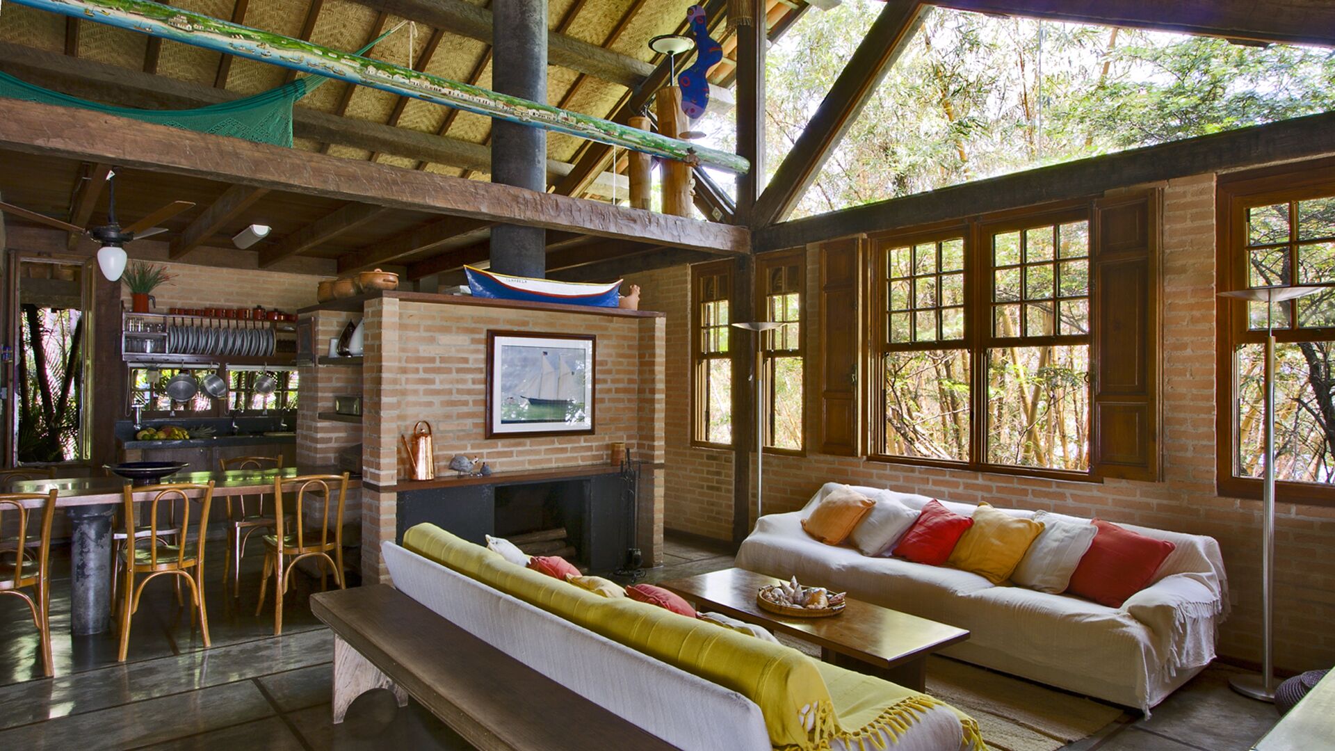 Beach house with sea view