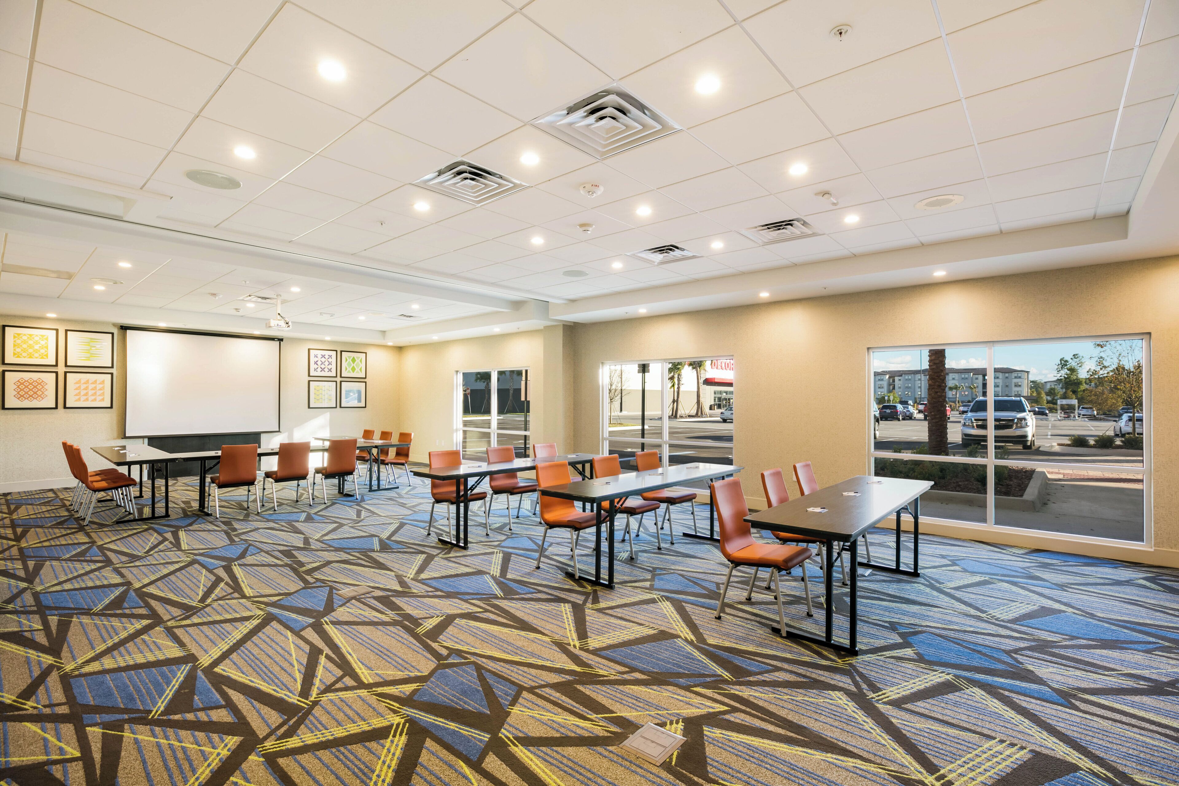 Photo - Holiday Inn Express & Suites Jacksonville - Town Center by IHG
