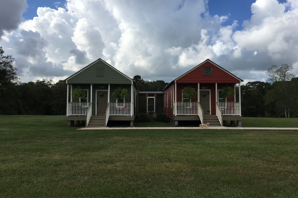 Peaceful, Private Cottages On Bayou Teche