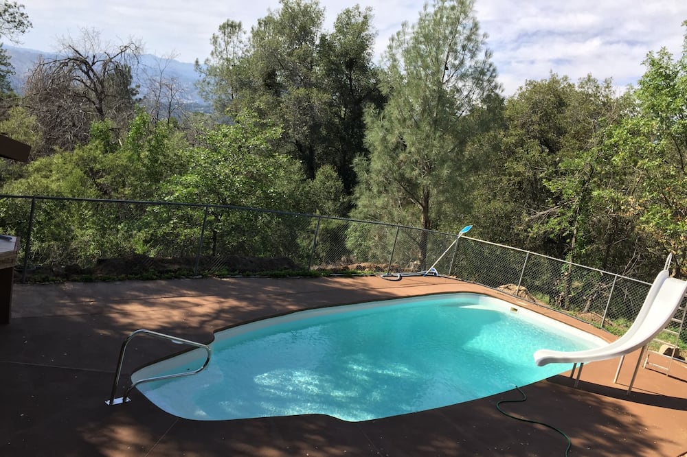 Oakhurst Airbnb & Cheap Cabin Rentals from 60 AirCabins
