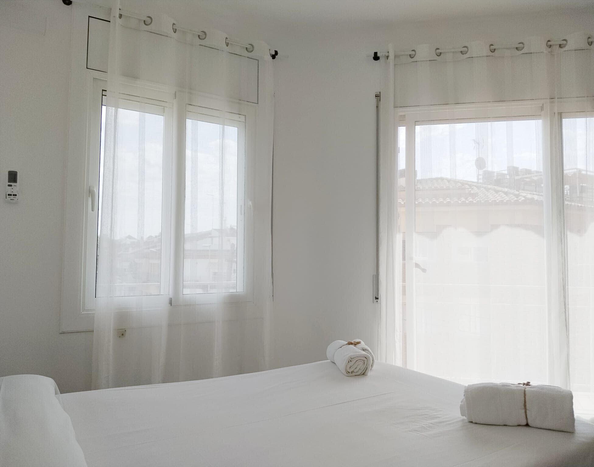 2 dormitorios, tabla de planchar con plancha, wifi gratis y ropa de cama