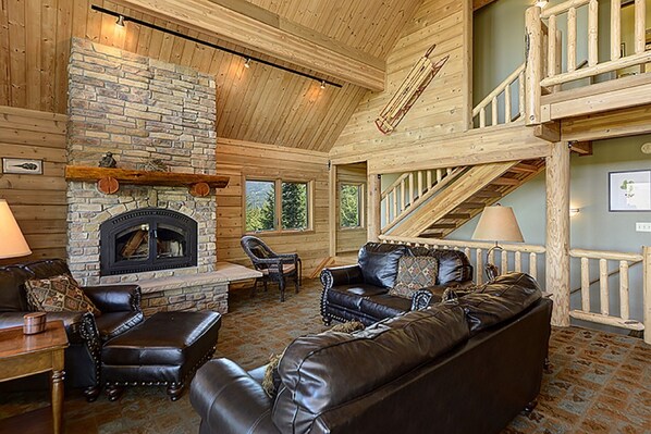 Smart TV, fireplace, DVD player, table football