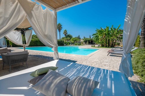 Masseria Saracino - Exclusive villa with private pool