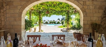 Masseria Saracino - Exclusive villa with private pool