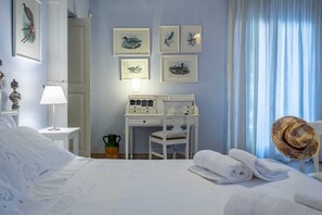 4 slaapkamers, een bureau, een strijkplank/strijkijzer, gratis wifi