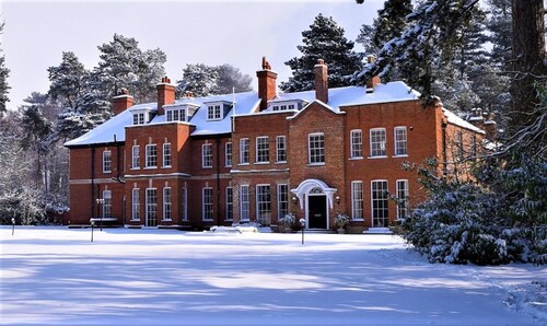 Woodhall Spa Manor - Stylish Secret escape