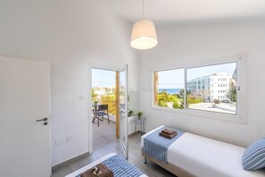 3 Schlafzimmer, Bügeleisen/Bügelbrett, Reisekinderbett, WLAN