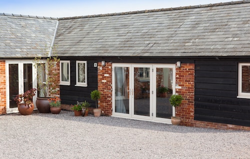 Close to Peppa Pig World, New Forest and South coast