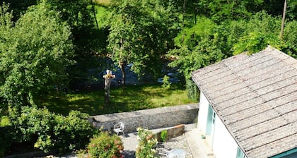 Amusement en famille et en plein air dans une belle partie du monde.