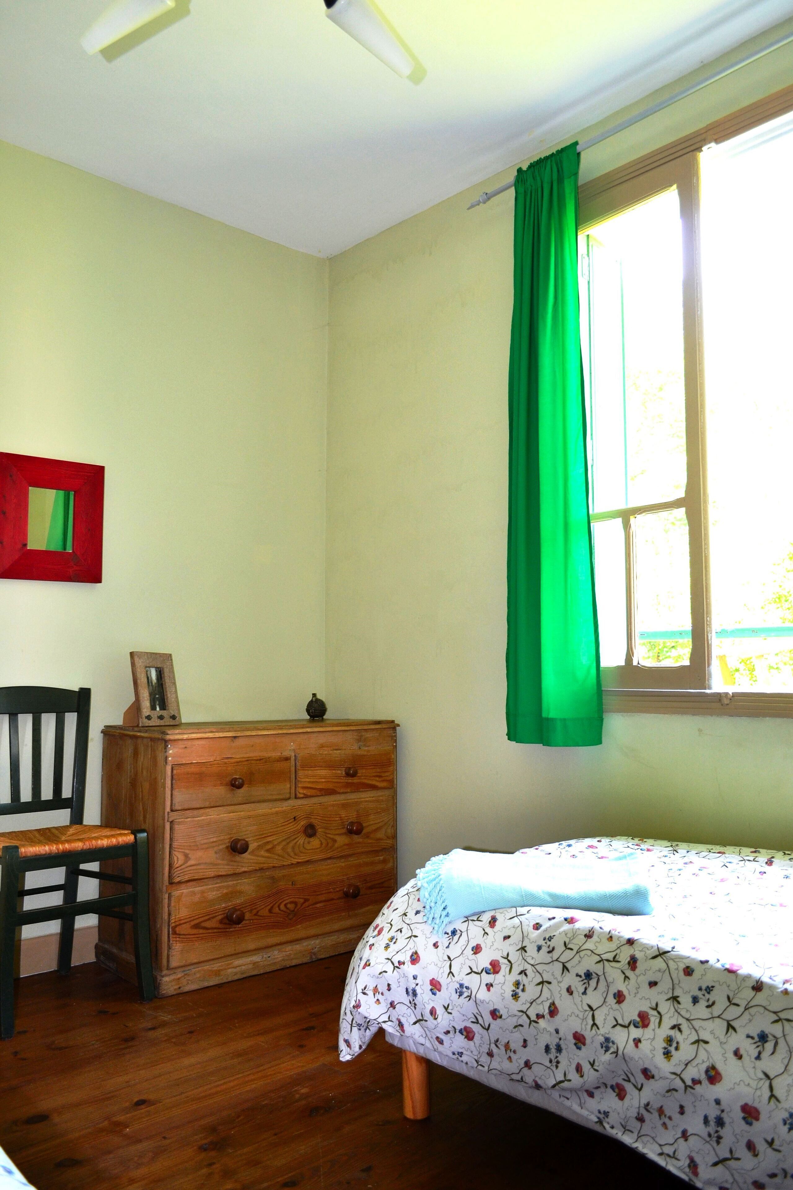 2 bedrooms, iron/ironing board, travel crib, free WiFi