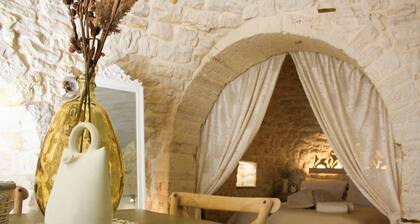 EnjoyTrulli B & B erwartet Sie im Herzen des touristischen und historischen Zentrum von Alberobello!