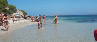 Carloforte Palme House, 4BR, Walk to Beach, Garden