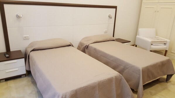 2 bedrooms, in-room safe, soundproofing, iron/ironing board