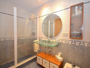 Bañera, secador de pelo