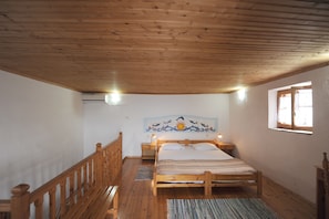 2 chambres, fer et planche à repasser, accès au Wi-Fi (inclus)