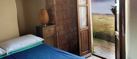 2 chambres, fer et planche à repasser, Wi-Fi gratuit, draps fournis