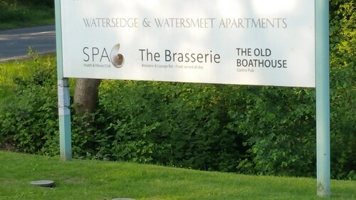 Bel appartement près des parcs aquatiques 