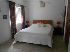 2 soverom, safe på rommet, strykejern/-brett og wi-fi (inkludert)