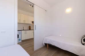 Room - Lovely & Quiet Apartment near the Beach · UHC ACACIAS 120 (Cambrils)