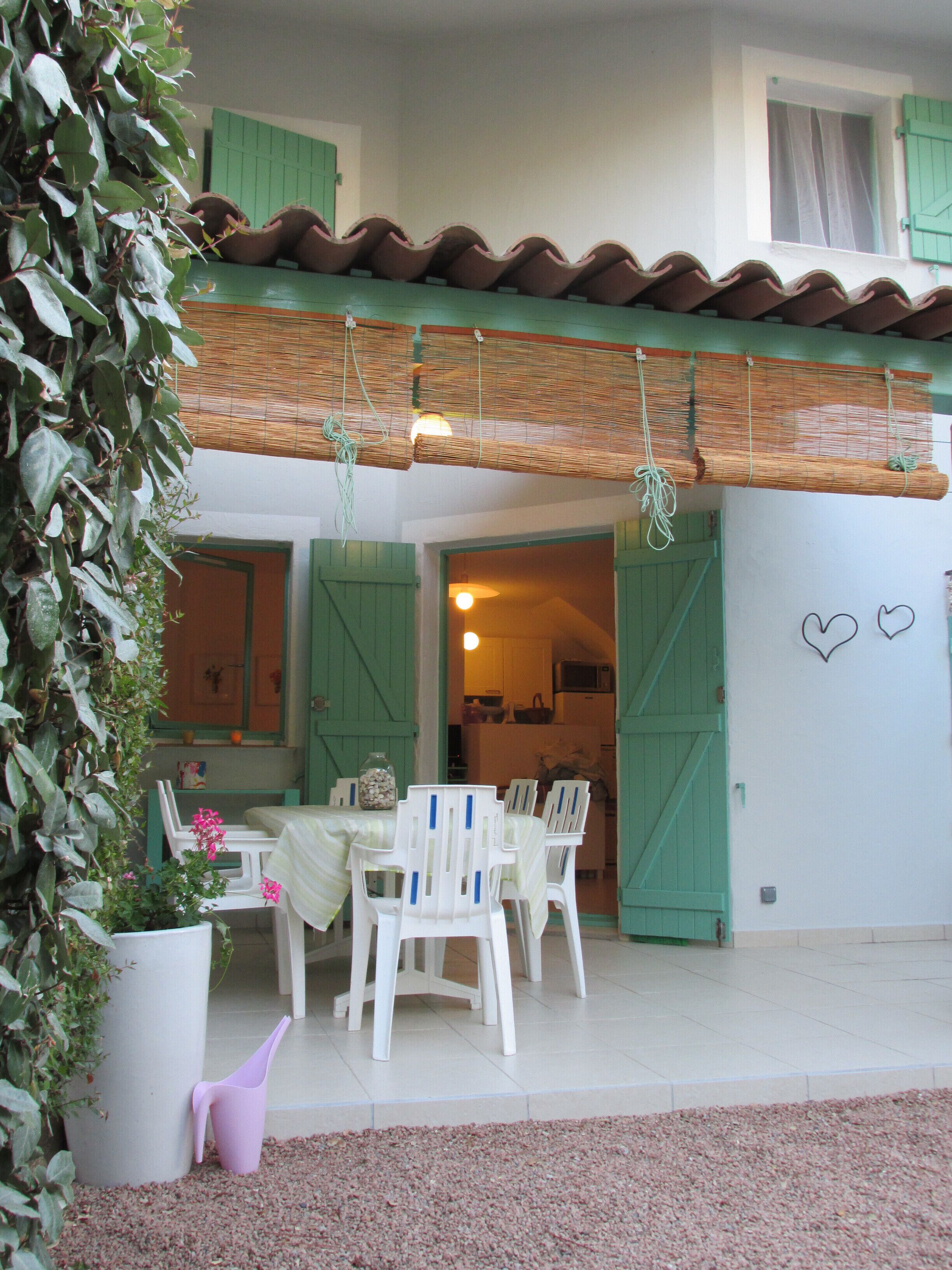 Saint Cyprien La Maison des Coeurs, mini villa at 250 m. from the sea