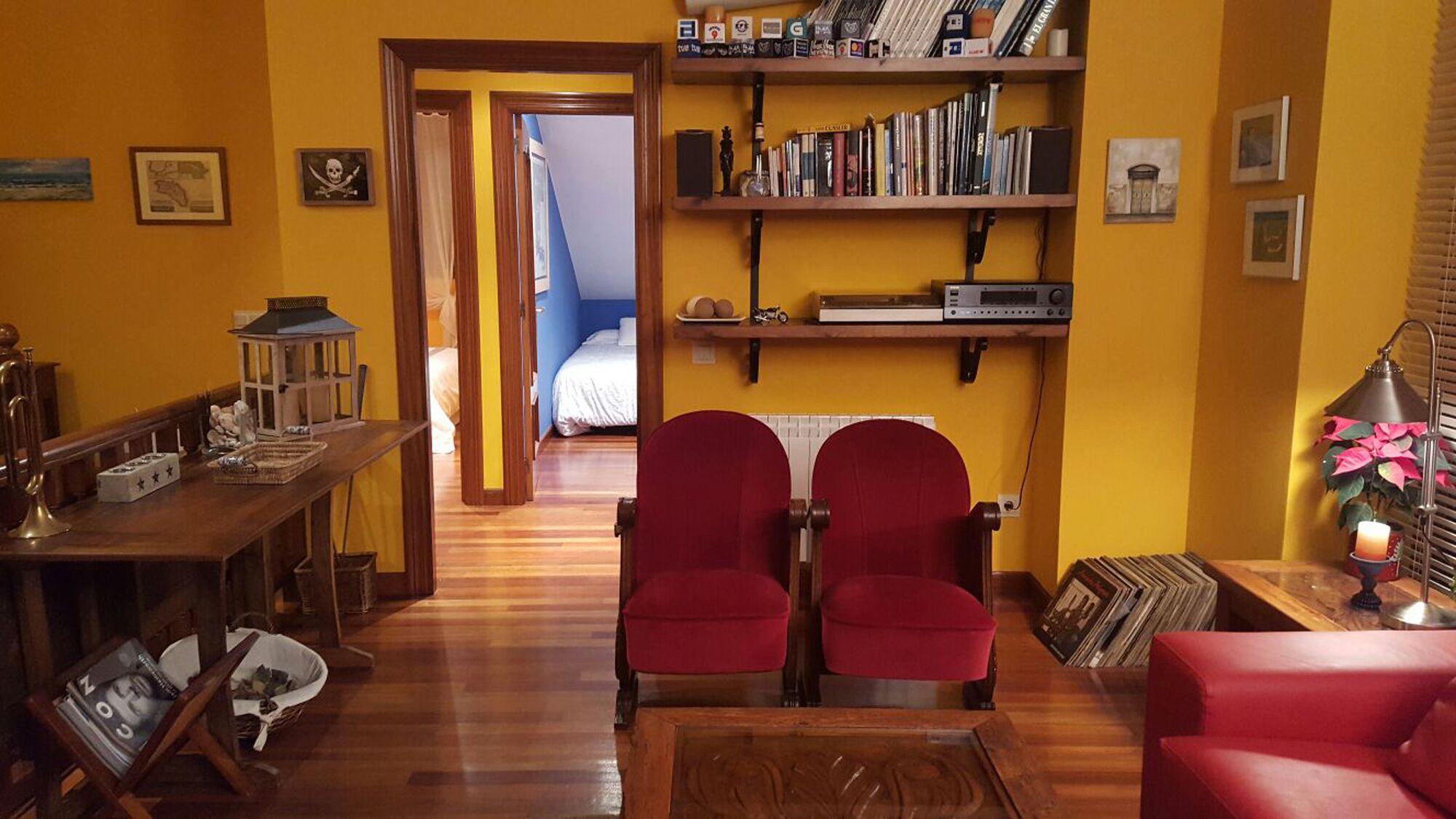 2 slaapkamers, een strijkplank/strijkijzer, gratis wifi, beddengoed