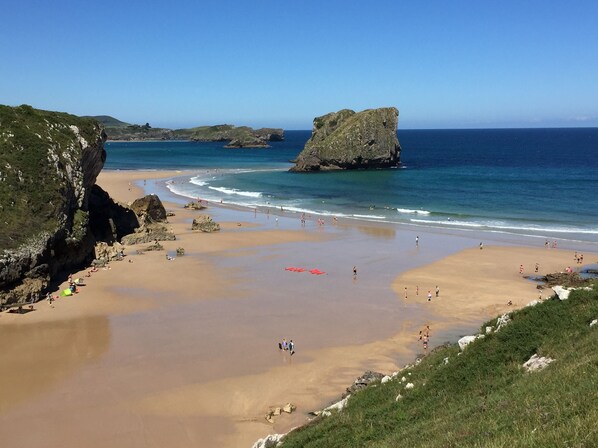 Beach nearby - Stunning apartment above the marina in the center of Llanes. (LLANES)