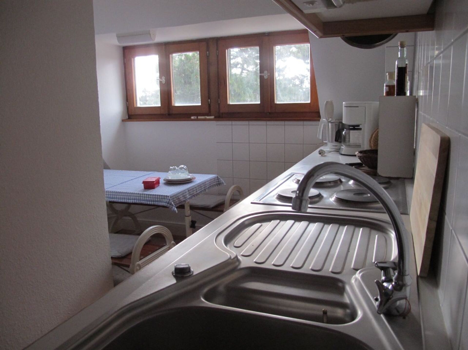 Frigorífic, placa de cuina, cafetera i tetera i bullidora elèctrica 