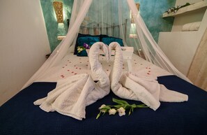 1 bedroom, iron/ironing board, travel cot, free WiFi