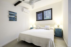 4 dormitorios, tabla de planchar con plancha, wifi y ropa de cama