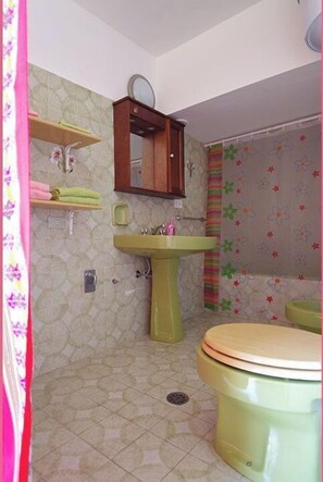 Haartrockner, Handtücher