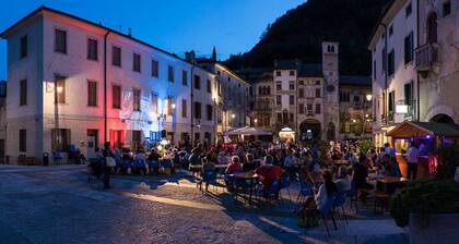 Espace, lumiĂšre, confort Ă Vittorio Veneto entre Venise et Cortina
