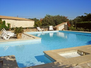 Piscine extérieure