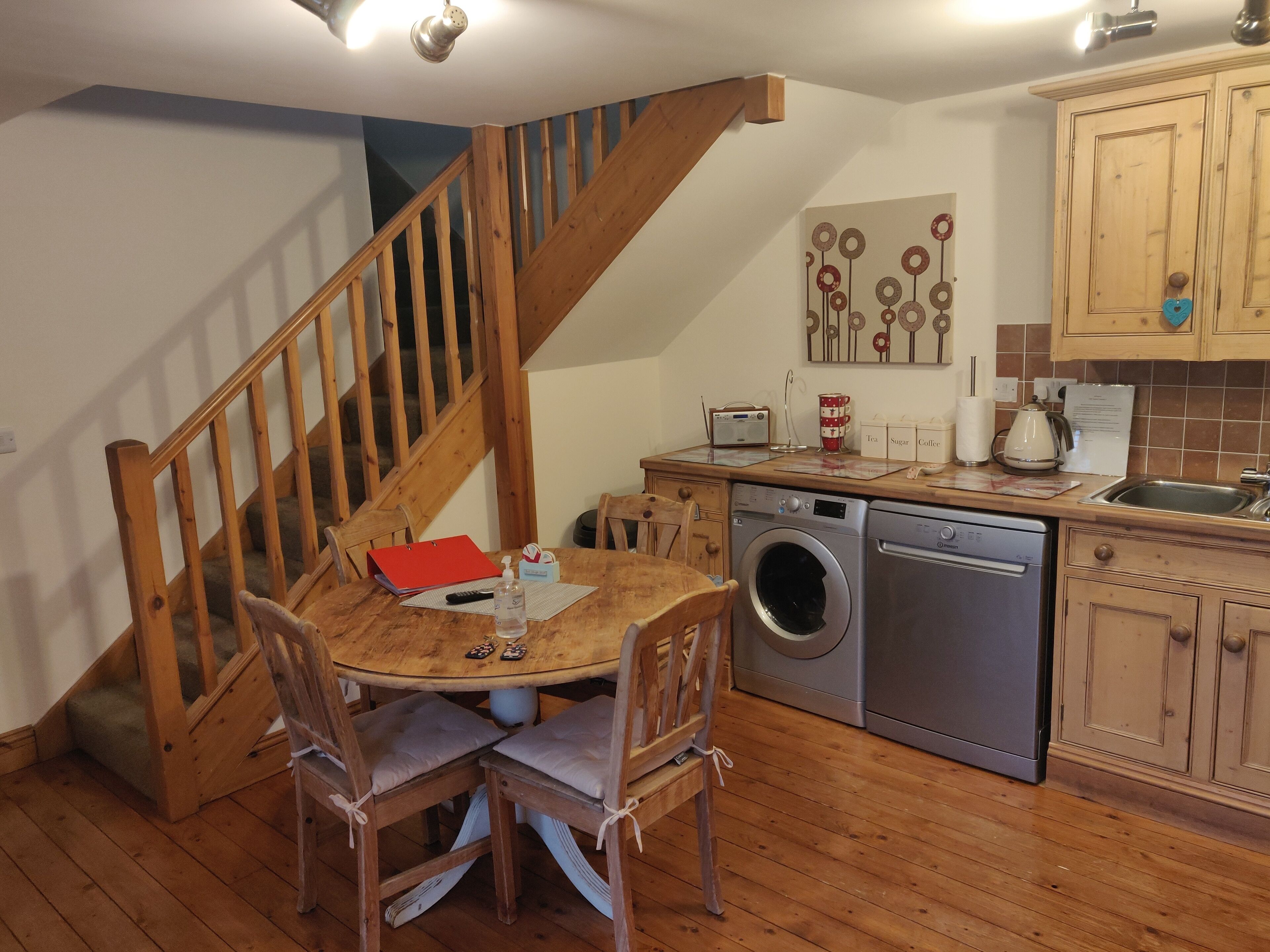 Courtyard Cottage, Great Paxton, St Neots, Cambs, PE19 6RA
