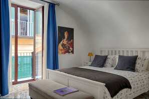 1 slaapkamer, een strijkplank/strijkijzer, gratis wifi, beddengoed