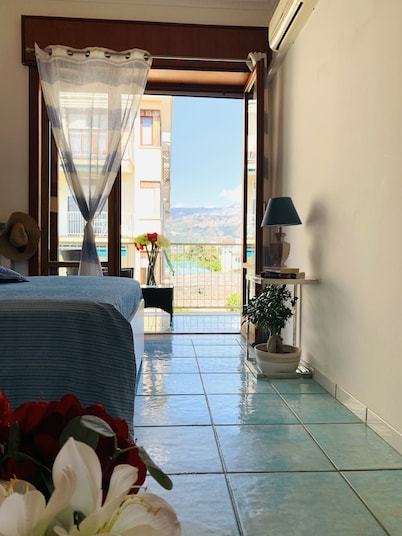 Large apartment in the center of Sorrento with shared swimming pool