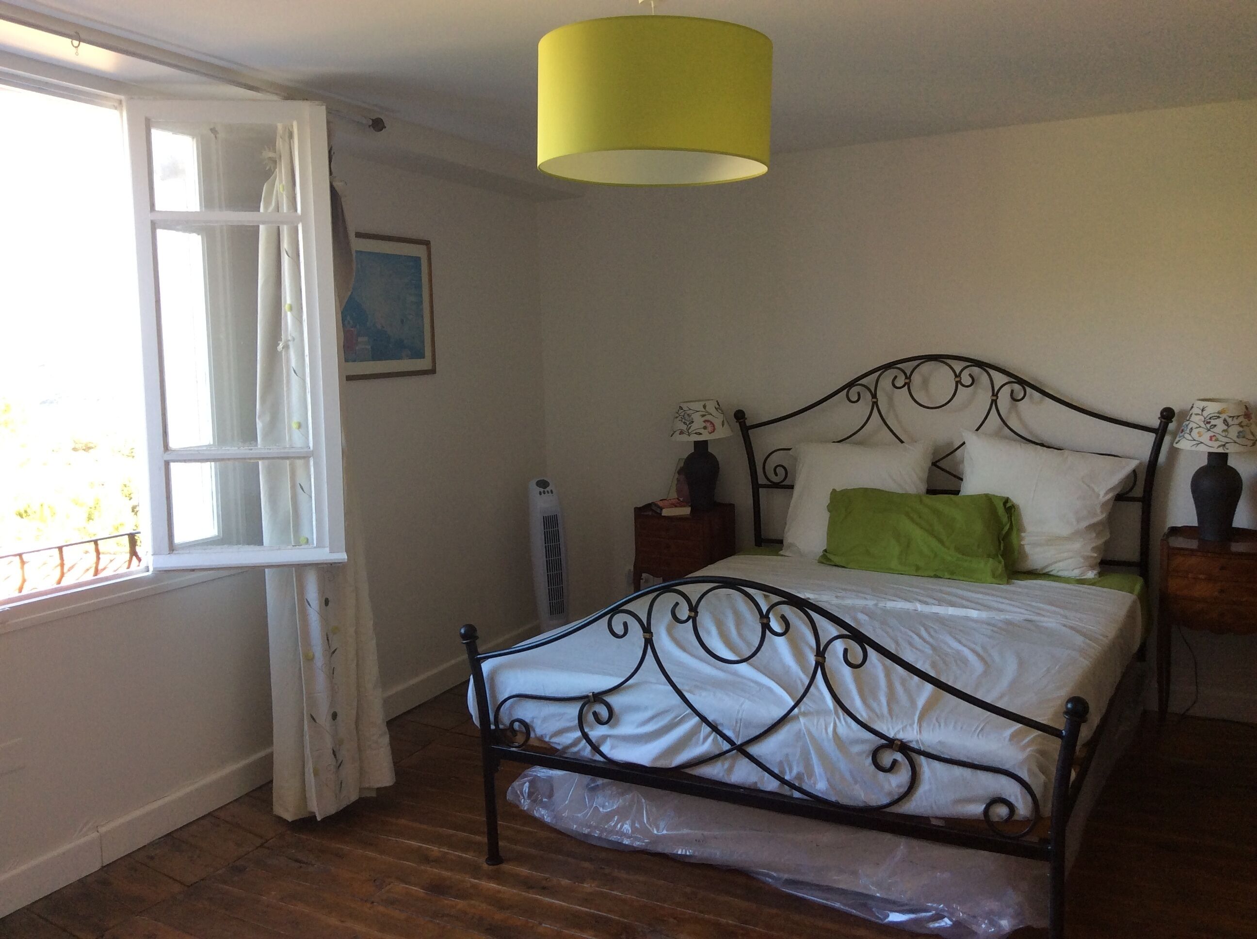 Maison du Village with views to Pyrenees