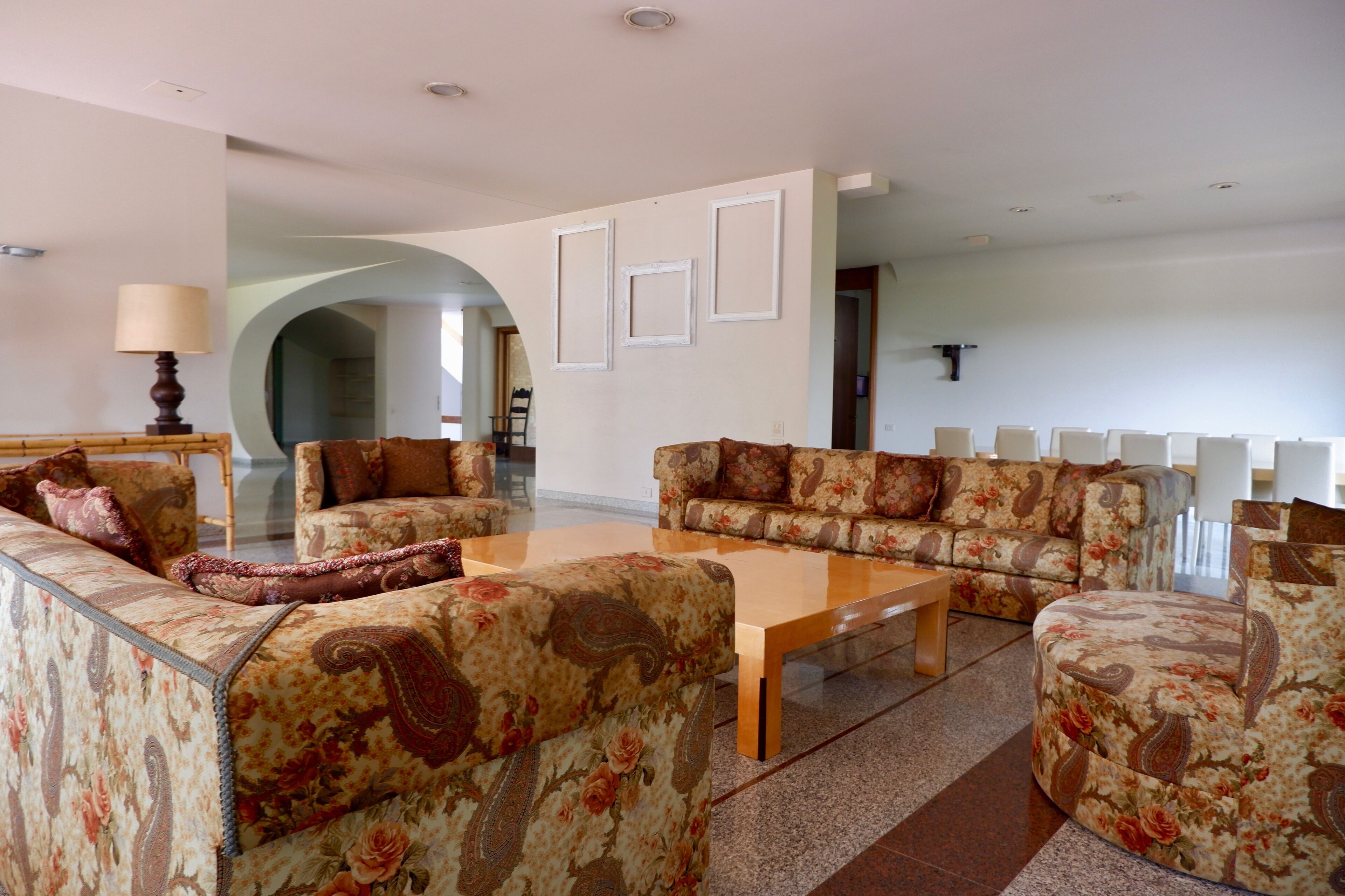 Villa In Milan with Pool Near Fiera Milano Rho