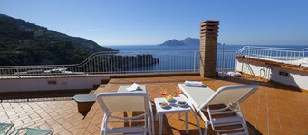 Il Sogno di Lina - Brand new holiday home with spectacular views of Capri and Ischia