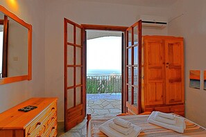 1 soverom, strykejern/-brett, wi-fi (inkludert) og sengetøy