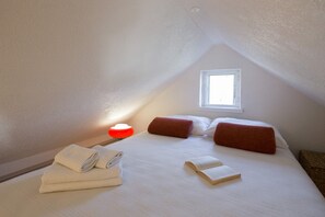 2 chambres, fer et planche Ă repasser, Wi-Fi gratuit, draps fournis