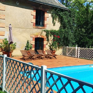 Pool - Superb castle with pool (Beaumont-Pied-De-Bœuf)
