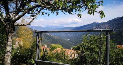 Un écrin de verdure dans un village à 20 mn des plages