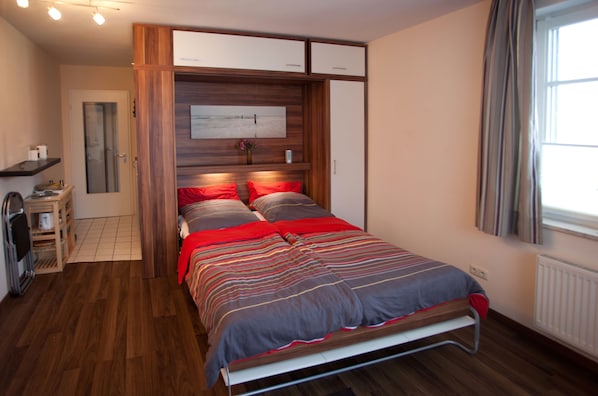 1 bedroom, free WiFi, bed sheets