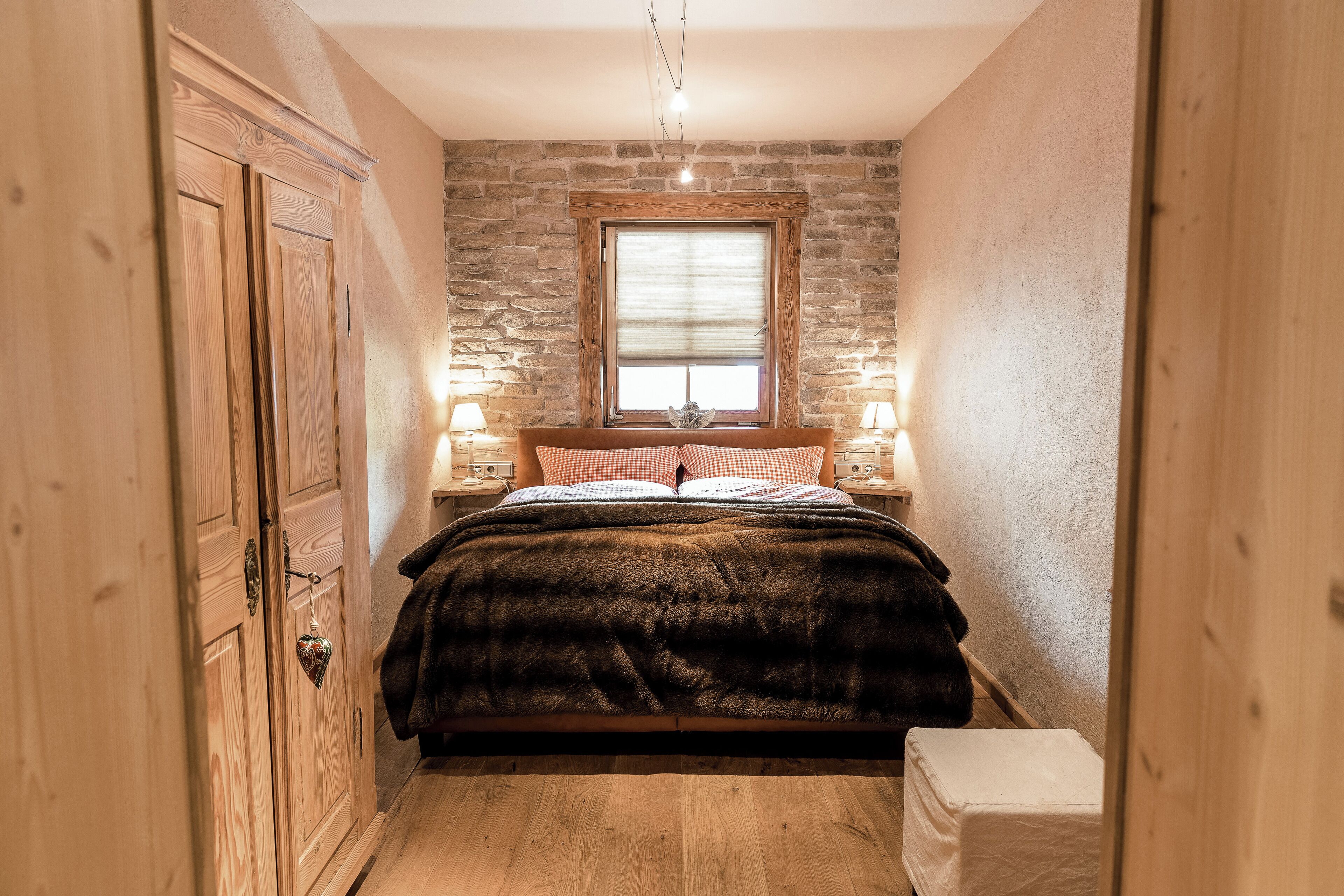 3 chambres, lit parapluie, Wi-Fi gratuit, draps fournis