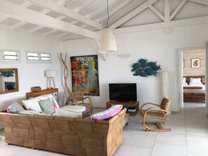 4 bedrooms, in-room safe, iron/ironing board, WiFi